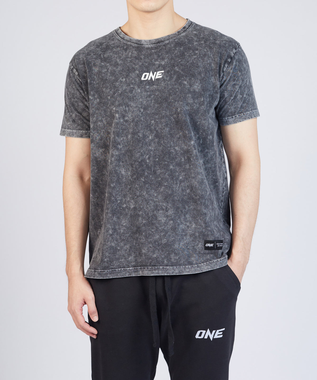 เสื้อยืด โลโก้ Signature ONE Stonewashed