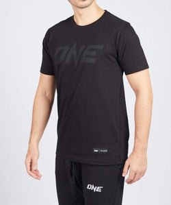 เสื้อยืด โลโก้ ONE Monotone สีดำ