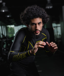 Elite Pro Rash Guard - Black/Yellow